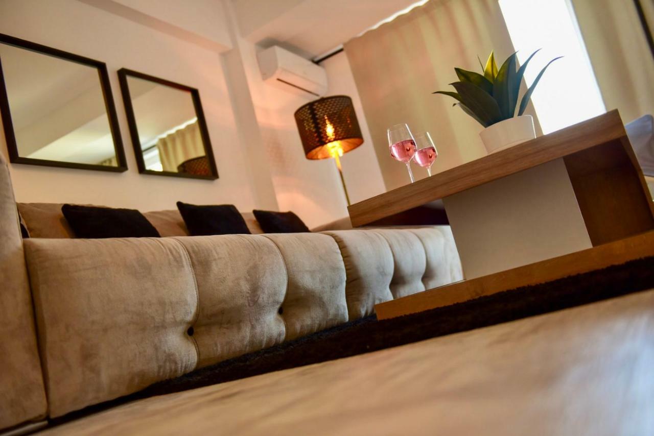 Eric Apartment Bucarest Extérieur photo